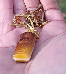 RAREST! VINTAGE EGYPTIAN LADY MUMMY SARCOPHAGUS PENDANT VTG GLASS BAR NECKLACE