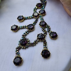 1940s RARE HOBE FIVE PENDANT PURPLE HEAD- LIGHT ORIGINAL COND FESTOON NECKLACE