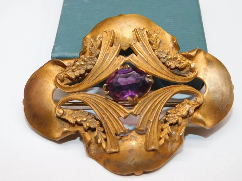 Antique Art Nouveau Art Deco 1895-1935 Amethyst Pin Brooch