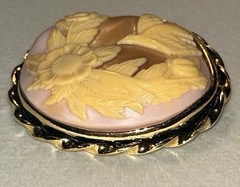 Vintage Italian Style Cameo Brooch Bird Flower Molded Art Resin 1.75” Pink 30g