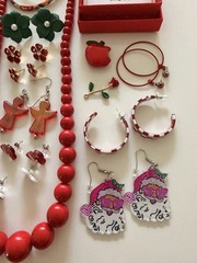 Huge Lot Wearable Vintage To Now Christmas Holiday Jewelry