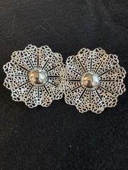 Sarah Coventry Silver Filigree Sunburst Floral Clip On Earrings Grannycore 60s