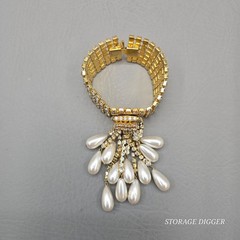 Vintage Clear Rhinestones and Faux Pearls Dangle Tassel Necklace & Bracelet Set