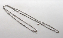 Vintage Sarah Coventry Silver Tone Party Hearts Necklace 1977 33″ Long
