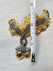 Avon Gold Tone Acorn Brooch Pin and Matching Clip Earrings Set Rhineston