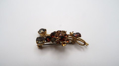 Vintage Gold Rhinestone Flower Brooch 4.5cm Missing two stones BB13