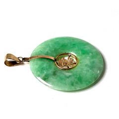 14K /585 Gold Green Jade Disc Pendant Chinese Shou Longevity Bezel Set Vintage