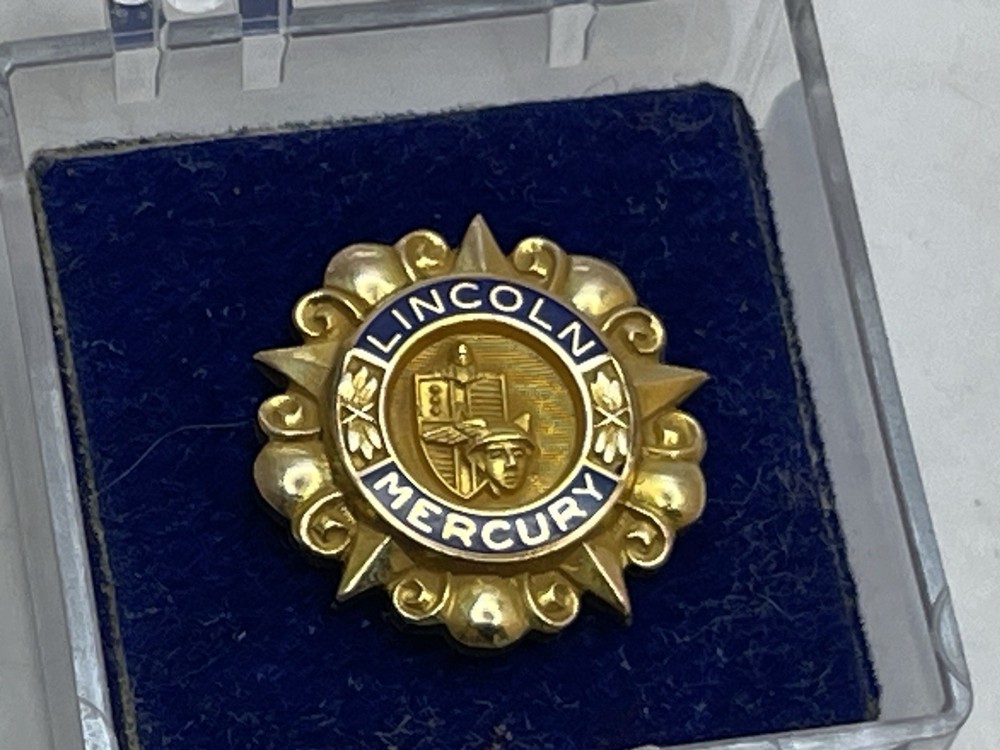 Vintage 1950’s LG Balfour 1/10 10K GF LINCOLN-MERCURY Lapel Pin Screw Back & Box