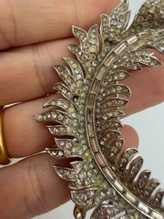 Vintage Brooch Trifari Feather Rhinestone Clear AS IS DAMAGED PJ