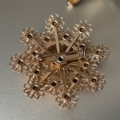 Gold Tone Brooch Lot Floral Rhinestones Filigree Flower 1 Liz Claiborne