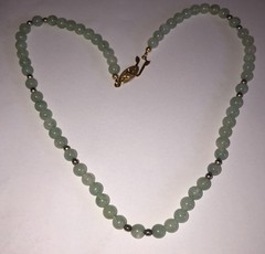 Natural Green Jadeite Jade Bead 16” Necklace Gold Tone Clasp