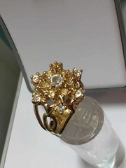 Vintage Uncas Karatclad 18K HGE Ladies SZ.7 Cluster Ring 6.4 Grams (L-5)