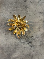 Vintage Gold tone Red and Purple Enamel Flower Brooch Pin
