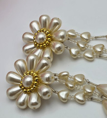 Vintage Lucite Faux Pearl Flower Dangle Earrings Teardrop Heart Drops 3.5 In