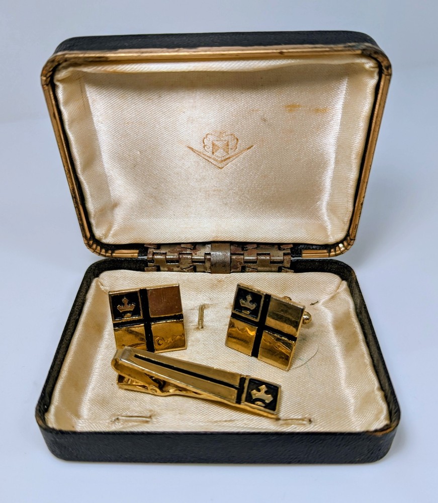Vintage Mens Cufflinks Tie Bar Set Gold Tone with Case Excellent
