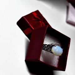 Vintage Style Silver Tone Opalite Glass Oval Cabochon Statement Ring Size 8