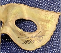 1990 Signed Goldtone Masquerade Mask Earrings Gold Ear Rings – Vintage Jewelry