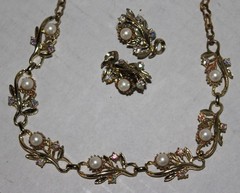 3 Piece~GOLD~Faux PEARL & RHINESTONE Diamond~Necklace~BRACELET~Clip EARRINGS~Set
