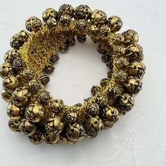VTG Gold Tone Metal Rosebud Bracelet Stretch Individual 100+ Rosebuds Textured