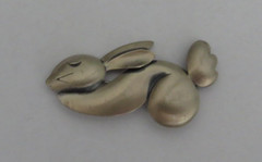 ADORABLE VINTAGE BEAU STERLING SILVER RABBIT BUNNY PIN BROOCH