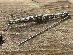 Antique BELAIS 18K White Gold ART DECO 1930’s Filigree Bar Brooch w/3 Diamonds