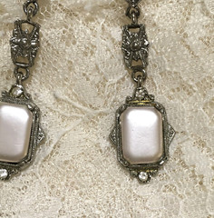 Vintage Art Deco Style Dangle Drop Earrings Silver Tone Pierced Elegant Statemen