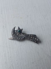 ✨ Vintage Sterling Silver Marcasite Celestial Crescent Moon & Star Brooch Pin ✨