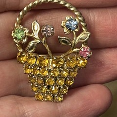 Vintage Flower Basket Rhinestone Brooch Pin Gold-Tone Multicolored MCM