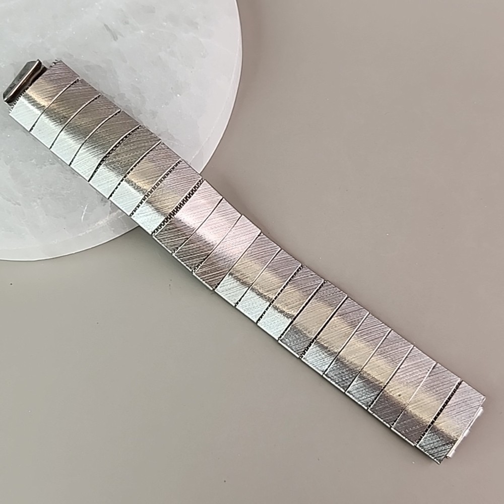 Vintage Mesh Bracelet Brushed Silver Tone Ribbed 6.25″