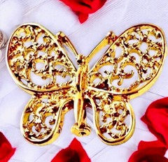 Gerry’s Vintage Butteryfly Brooch Pin Goldtone Filigree Signed