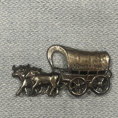 ANTIQUE STERLING SILVER WAGON & OX BROOCH PIN with Pin Back