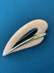 VINTAGE DECO MONET HEART BROOCH PIN PINK Enamel / gold-tone Alloy