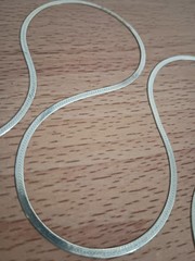 Vtg 925 Italy Sterling Silver 2.5 mm Herringbone 30″ Necklace opera length