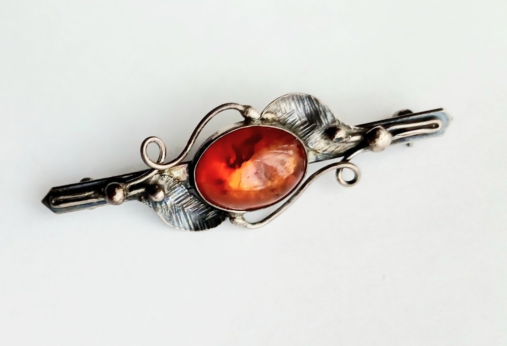 Vtg Antique Art Nouveau Natural Cognac AMBER STERLING Silver Bar Pin BROOCH