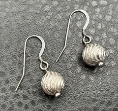 Vintage Sterling Silver Textured 9MM Ball Dangle Earrings Bali Style