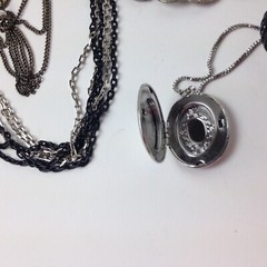 Costume Jewelry Lot Boho Mod metal mixed materials locket black red vtg 22 pc