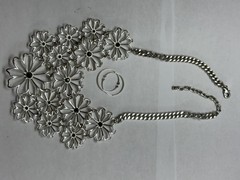 JOAN RIVERS Silver Tone Daisy Bib Necklace w/Translucent Black Rhinestones