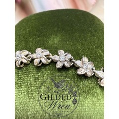 Vintage 925 Sterling Silver Hawaiian Plumeria Flower Bracelet Simulated Stone