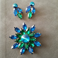 Vintage Blue Rivoli and Dark Green Marquise Brooch and Earrings Goldtone Set