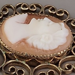 Vintage Shell Cameo Necklace Carla 14K Gold Filled Teardrop Scrollwork 18″