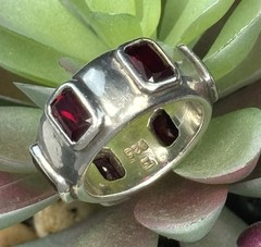 TS 925 Sterling Silver 6 Red Gemstone Band Ring Size 5.5 Heavy 11.05g Vintage
