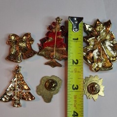 Vintage Christmas Brooches Trees / Bells / Santa / Poinsettia pins lot Of 6
