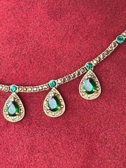 Vintage MONET Gold Tone Choker Necklace Tear drop Green Gemstone Emerald-Like