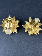 Vintage Erwin Pearl Brooch Earrings Set Gold Tone Floral Rhinestone Signed