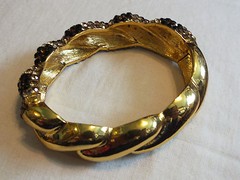 Collectible Clamp Clasp Bracelet Gold Tone Black Amber Rhinestones 7/8 Inch Wide