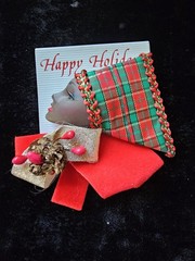 Vtg Brooch/Pin African Woman Face Profile Holiday Print Head Wrap Ribbon Scarf