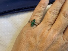Antique Gold Filled Ring 2.09g Jewelry Size 6.75 Band Green & White Stones *READ