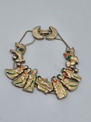 VTG Medici Two Sisters Slide Charm Bracelet Nativity Christmas Scene Gold Tone