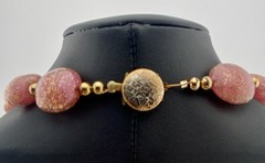 VTG MCM Handblown 24K Aventurine Pink Venetian Art Glass Beaded Necklace, Italy.