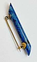 STUNNING Victorian blue banded unknown stone glass tube bar pin brooch brass “C”